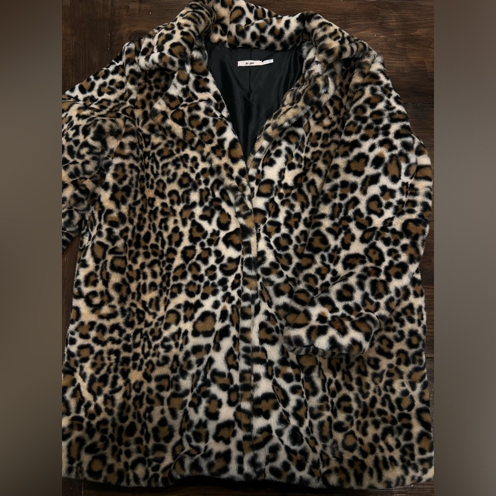Mi Ami Leopard Print Faux Fur Coat
